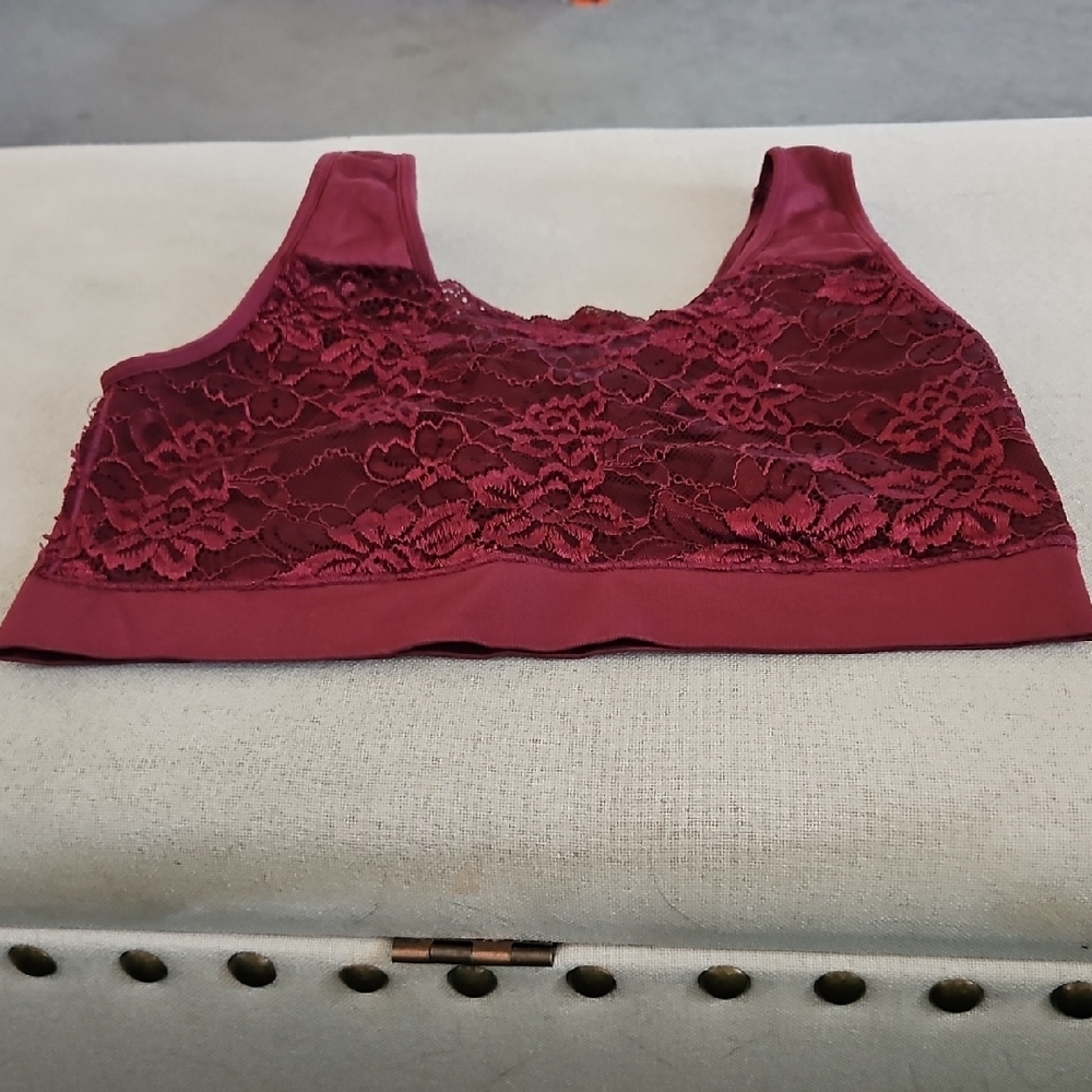 Lace Bralette in Burgundy